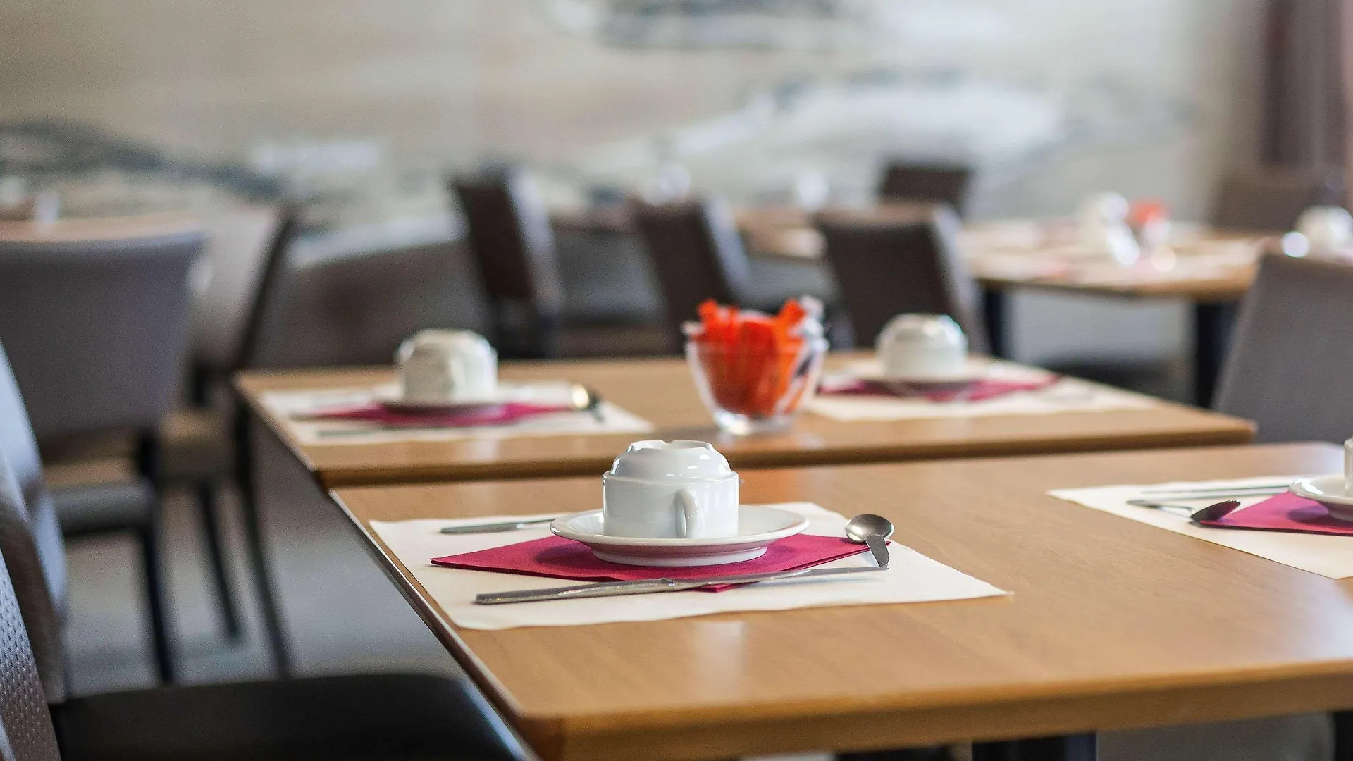 Mercure Vannes Le Port 4*,